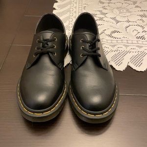 Dr. Marten Vegan Oxford